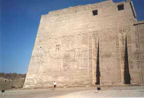 Tempio di Edfu