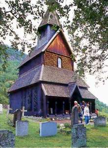 La chiesa di legno di Urnes Foto: Rolf. M. Srensen